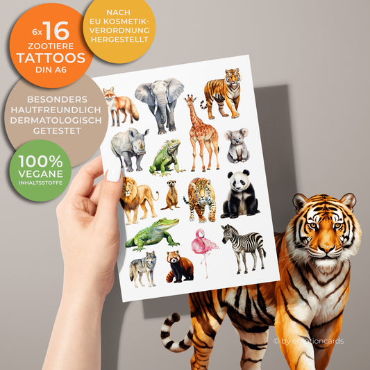 Kindertattoos „Zootiere“:
Ein bunter Ausflug in den Zoo für die Haut! Die Tattoos zeigen eine liebevolle Auswahl an Zootieren – von Elefant, Tiger und Giraffe über Panda, Koala und Flamingo bis hin zu Wolf und Rotem Panda. Die detailreichen Illustrationen wirken realistisch und gleichzeitig kindgerecht – perfekt für kleine Tierfreunde.