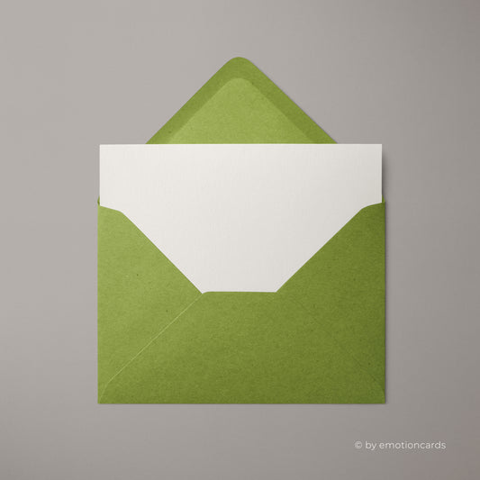 Kraftpapier Kuvert Maigrün | Format DIN B6 (177 x 125 mm) mit spitzer Klappe | Nassklebend