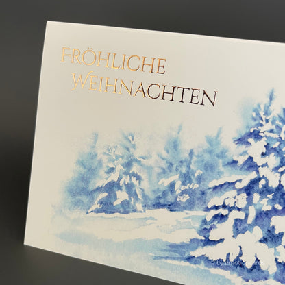 Weihnachtskarte Heißfolie rosé | Verschneiter Winterwald in blau