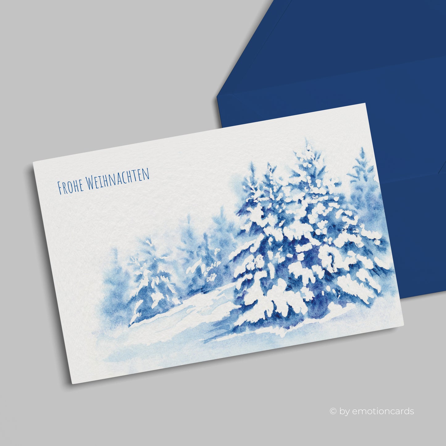 Weihnachtskarte | Verschneiter Winterwald in blau