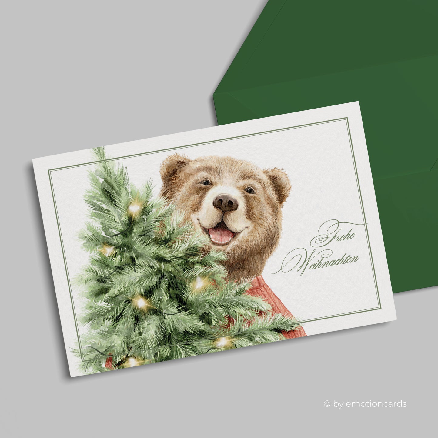 Weihnachtskarte | Fröhlicher Bär mit Weihnachtsbaum CloseUp