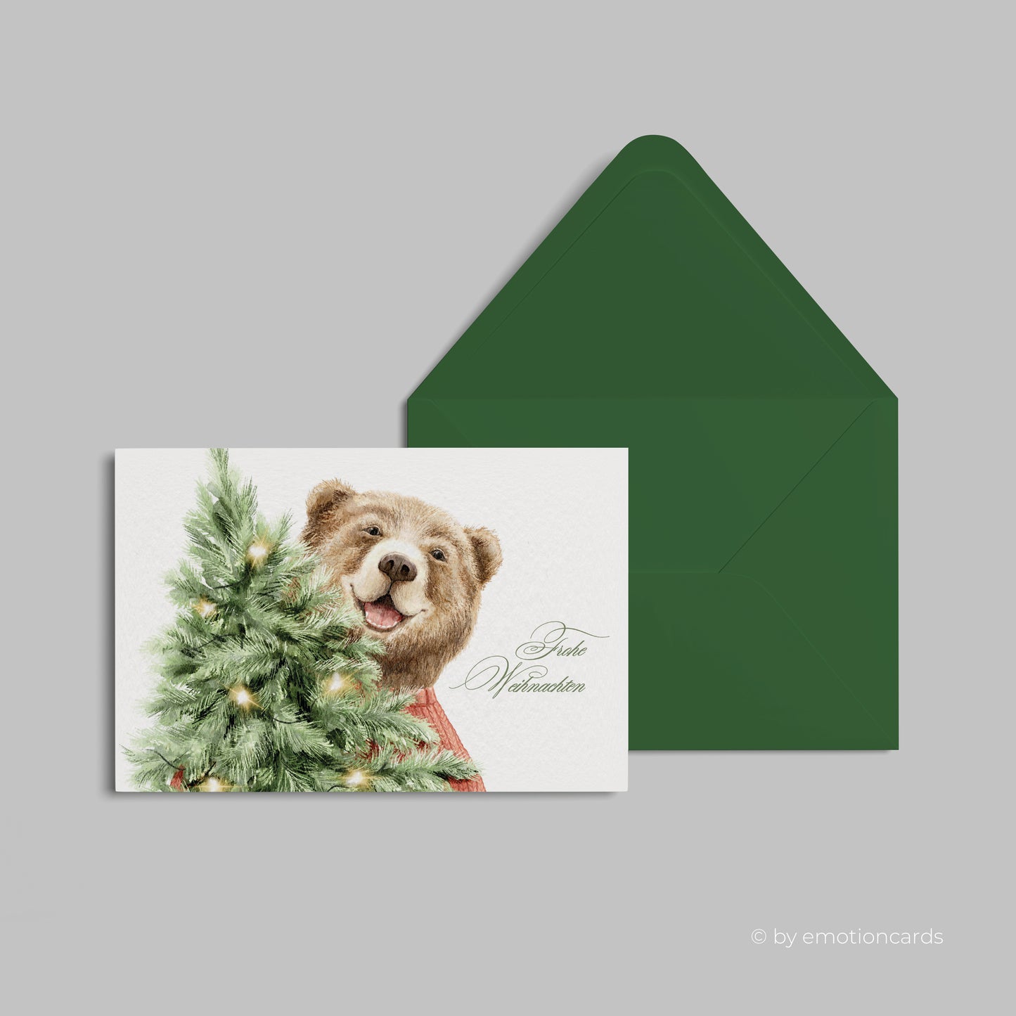 Weihnachtskarte | Fröhlicher Bär mit Weihnachtsbaum CloseUp
